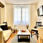 - Vieille - 7mn - 2mn Restaurant Musee Commerce Apartman Antibes