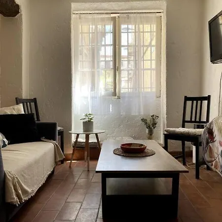 - Vieille - 7mn - 2mn Restaurant Musee Commerce *