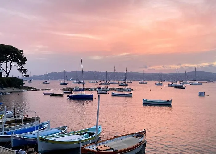 - Vieille - 7mn - 2mn Restaurant Musee Commerce 昂蒂布